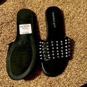 Steve Madden spike slides